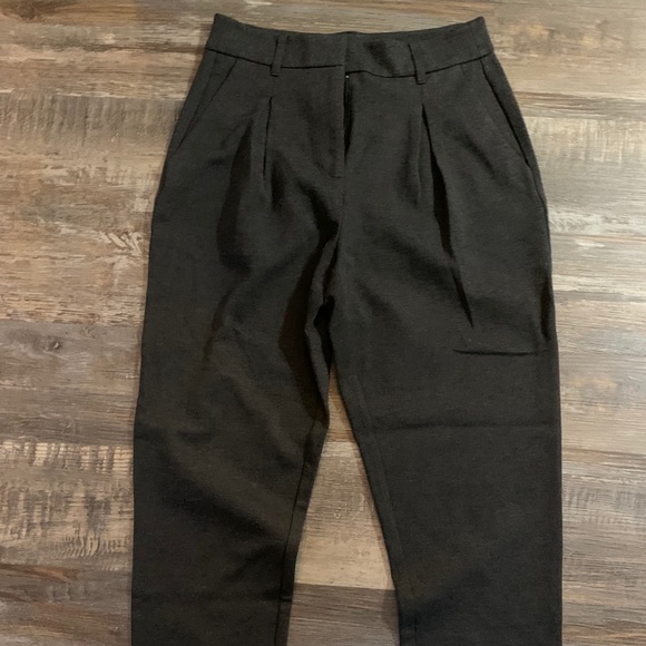 NWOT reitmans gray high rise pants - Picture 4 of 5
